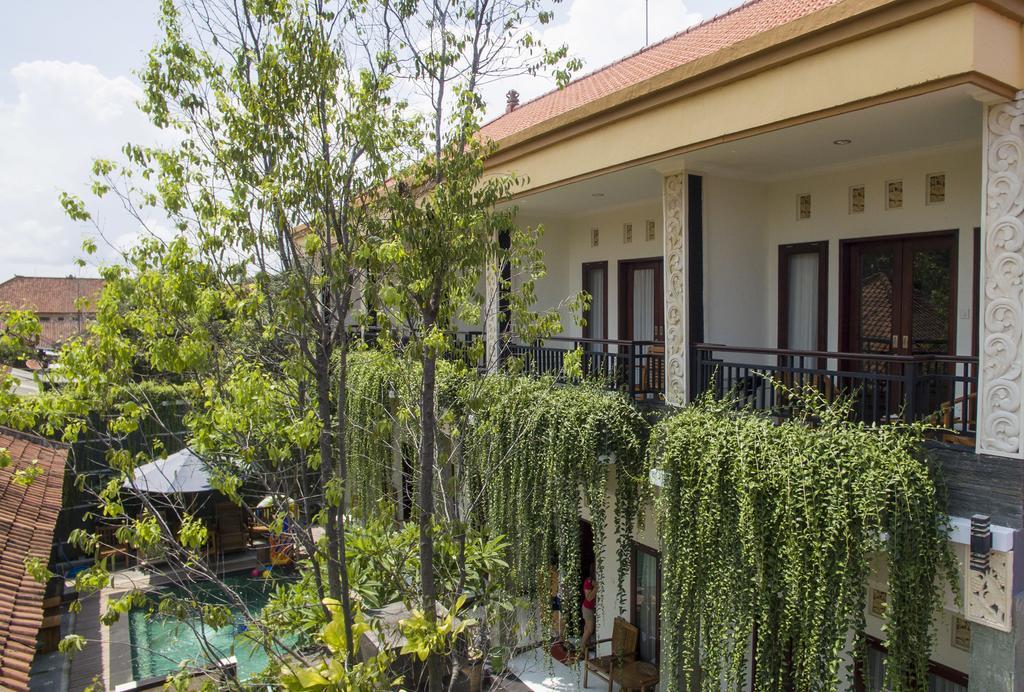 Appartamento Pujihouse One Legian Esterno foto